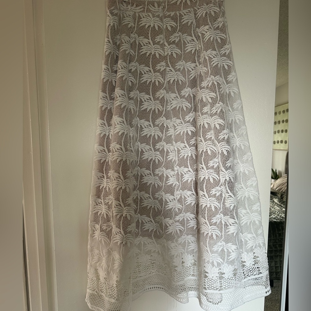 Elegant White Lace Midi Skirt | Palm Embroidered | Size L - Picture 5 of 7